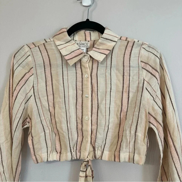 L Space Play It Cool Top Cropped Long Sleeve with tie Cream Striped Sz XS NWT - Picture 3 of 8